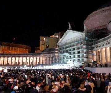 Flash mob per omaggiare Pino Daniele: soltanto Napoli e le sue parole