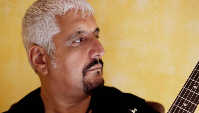 Morto d'infarto il cantautore Pino Daniele