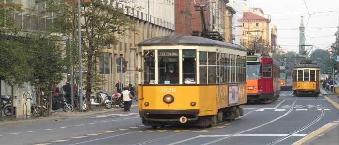 Milano, la Regione taglia i fondi al trasporto pubblico