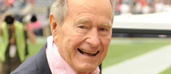 Houston, l'ex presidente George Bush senior ricoverato in ospedale