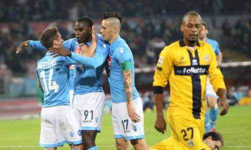 Serie A: il Napoli vince facile contro il Parma, al San Paolo finisce 2-0