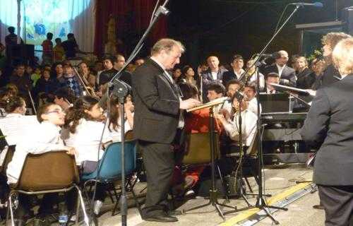 "Natale di solidarietà" del Coro Polifonico di Lamezia Terme diretto dal maestro don Pino Latelli