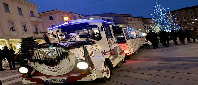 Rimini, 6.000 riminesi hanno raggiunto il Centro storico coi trenini gratuiti di Centro facile