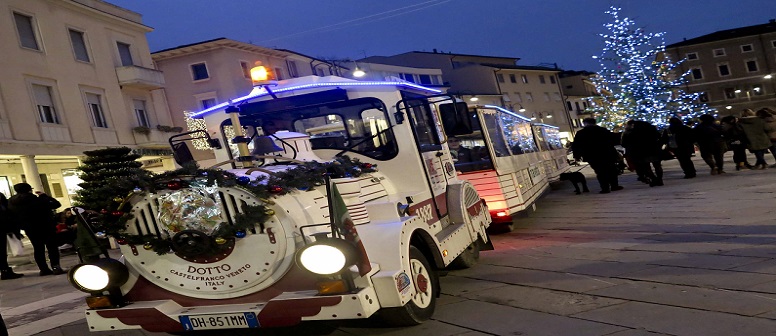 Rimini, 6.000 riminesi hanno raggiunto il Centro storico coi trenini gratuiti di Centro facile