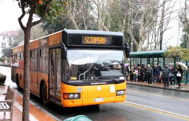 Nuovo sciopero dei trasporti pubblici proclamato per venerdì 12 Dicembre