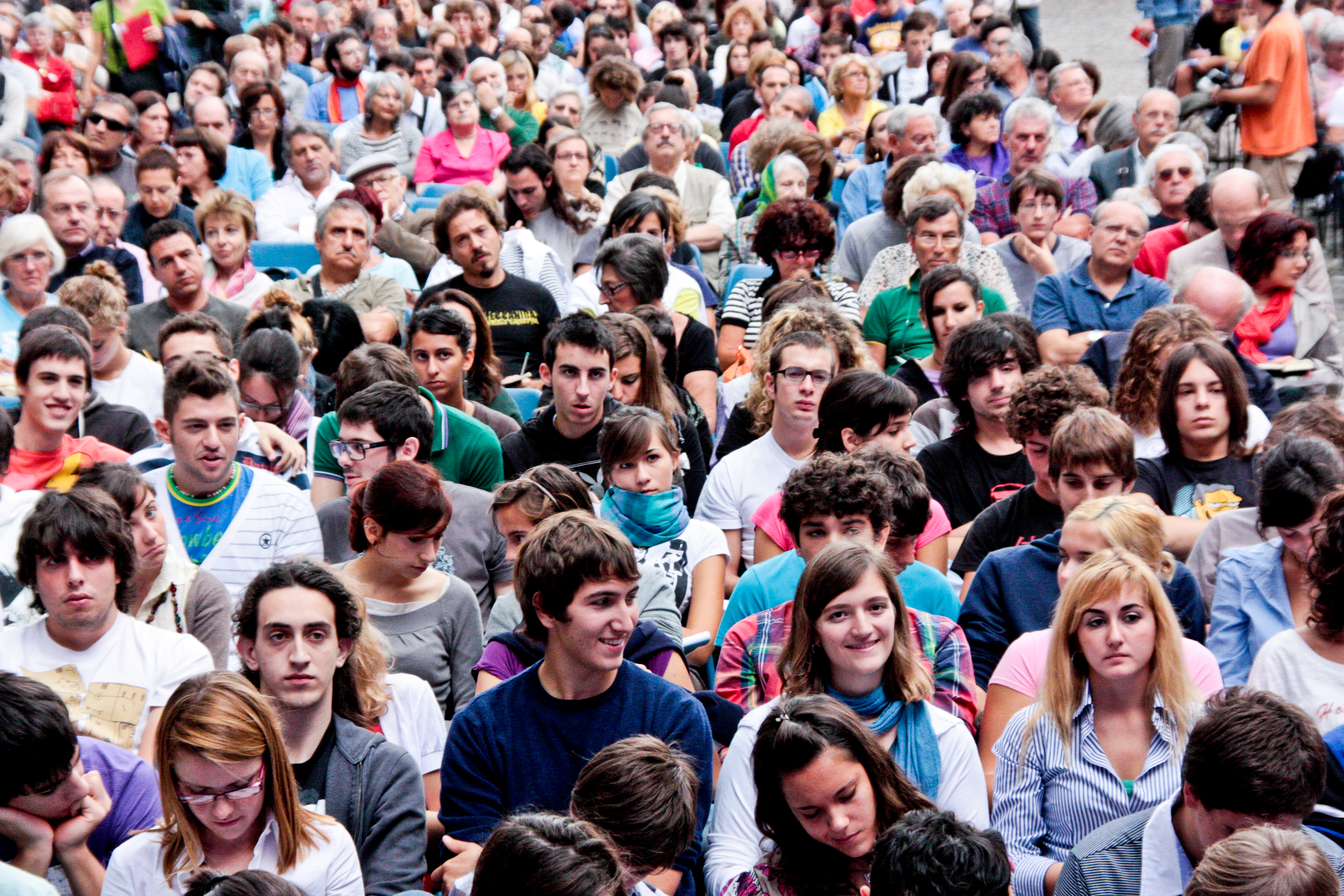 Censis, otto milioni di italiani senza lavoro: la crisi economica colpisce i giovani