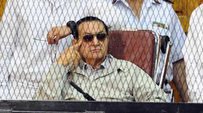 Egitto, prosciolta accusa per Mubarak: non è complice della morte dei manifestanti