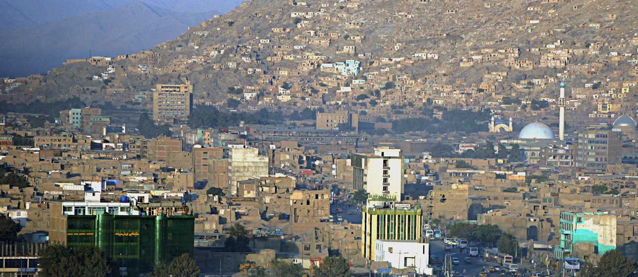 Kabul, kamikaze in moto si fa esplodere vicino auto ambasciata britannica