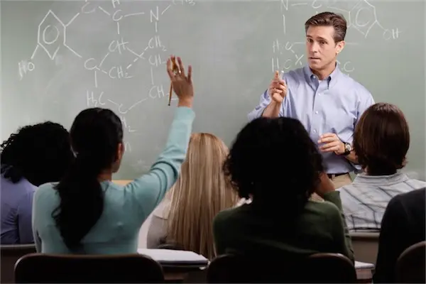 Scuola, Corte di Giustizia condanna l'Italia: la rivincita dei precari
