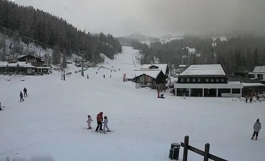 Pila, il caldo fa rinviare l'apertura delle piste, fissata per il 5 dicembre