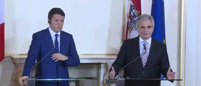 Renzi, il problema degli sbarchi è la Libia