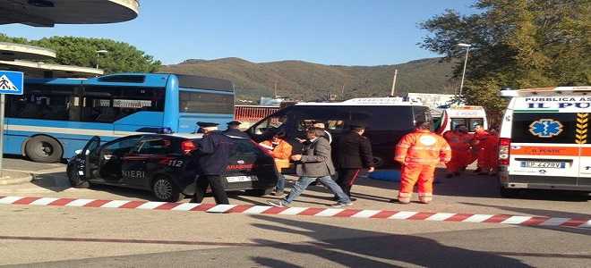 Salerno: studentessa travolta e uccisa da un bus al terminal dell' Università