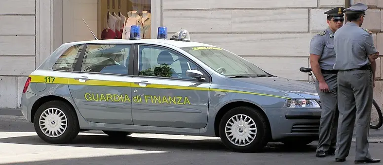 Droga: Gdf sequestra 4 kg marijuana nel Cosentino, 2 arresti