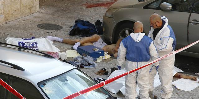 Attentato a Gerusalemme, strage in sinagoga: 5 morti
