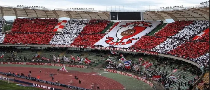 Serie B: il Crotone cala il tris, per il Bari è notte fonda