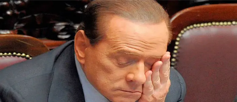 Berlusconi, l'uveite si riacutizza e l'ex premier viene ricoverato a Milano