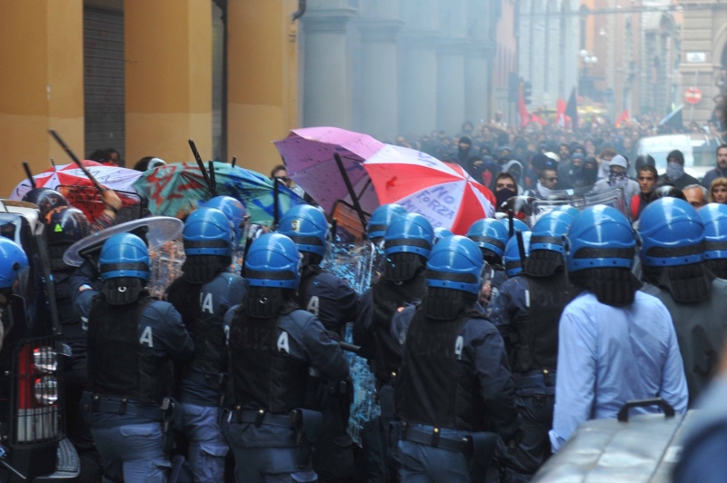 Sciopero sociale, alta tensione a Padova