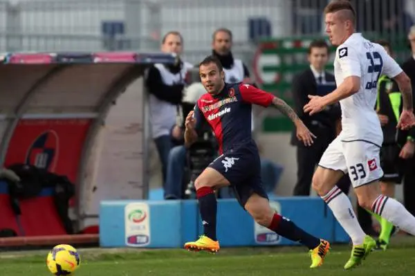 Pareggio del Genoa al Sant'Elia di Cagliari: decisivi Perin e Perotti