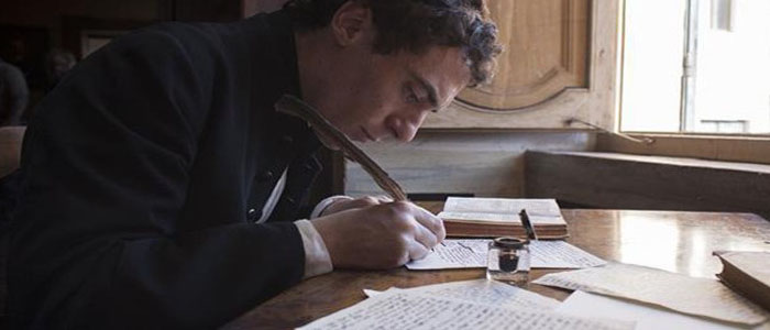 Leopardi: "Il giovane favoloso" e "L'infinito"