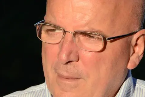 Grave denuncia di Mario Oliverio: "La Regione pubblica bandi ed avvisi per illudere i calabresi"