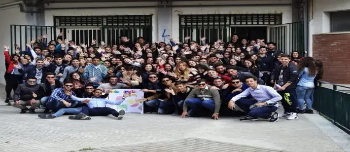 Fine autogestione Istruzione Secondaria Superiore "Liceo"