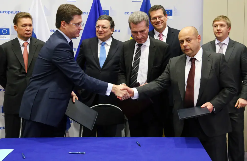 Gas, Russia e Ucraina trovano l'accordo: l'Unione Europea farà da garante