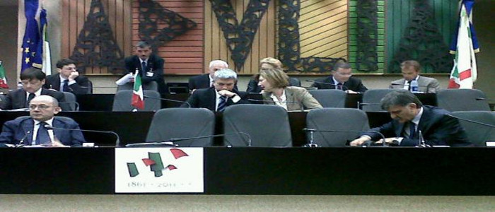 Consiglio Regionale deserto: la polemica di Introna