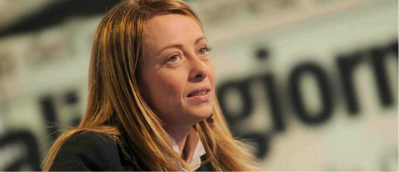 Meloni, tetto dell'8% per case popolari agli immigrati