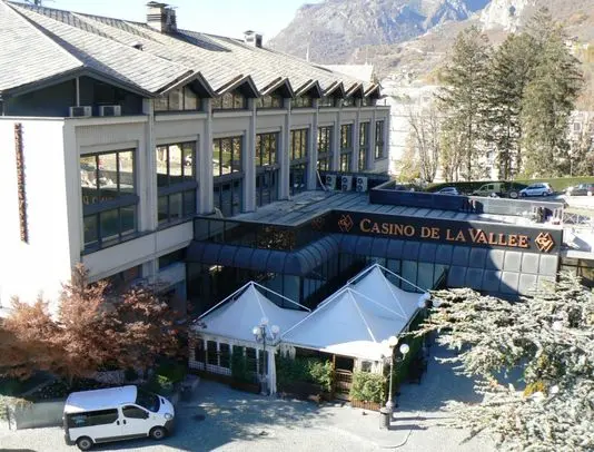 Casinò de la Vallee, l'opposizione chiede una Task Force