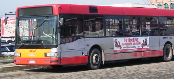 Roma: "Mi attacchi l'ebola". Donna africana insultata su un autobus affollato