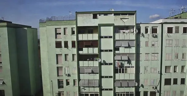 Napoli, caso Fortuna Loffredo, bambina precipitata dal balcone: si segue anche la pista del seriale