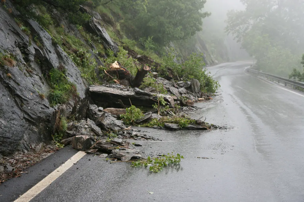 Verbania: frana sulla Statale 34 del Lago Maggiore, nei pressi del confine con la Svizzera