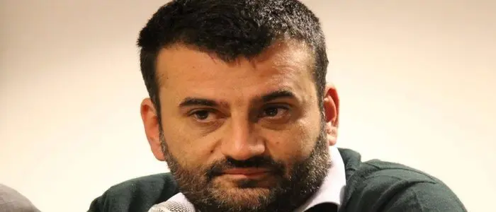 Parentopoli, si estende la protesta al Comune di Bari