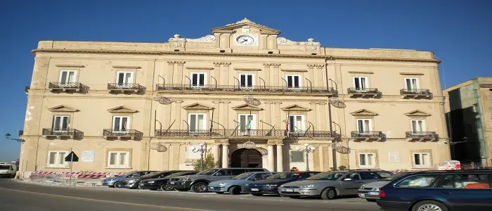 Lettera di solidarietà a moglie di un mafioso nel Comune di Taranto