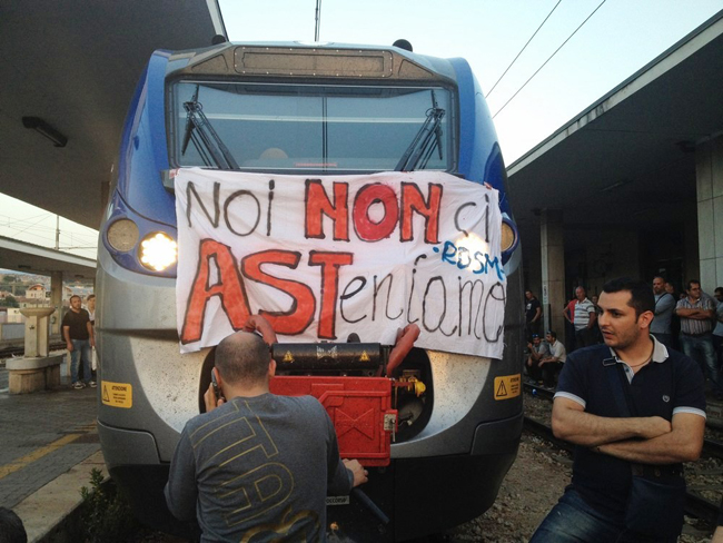 Tk-Ast, protesta degli operai