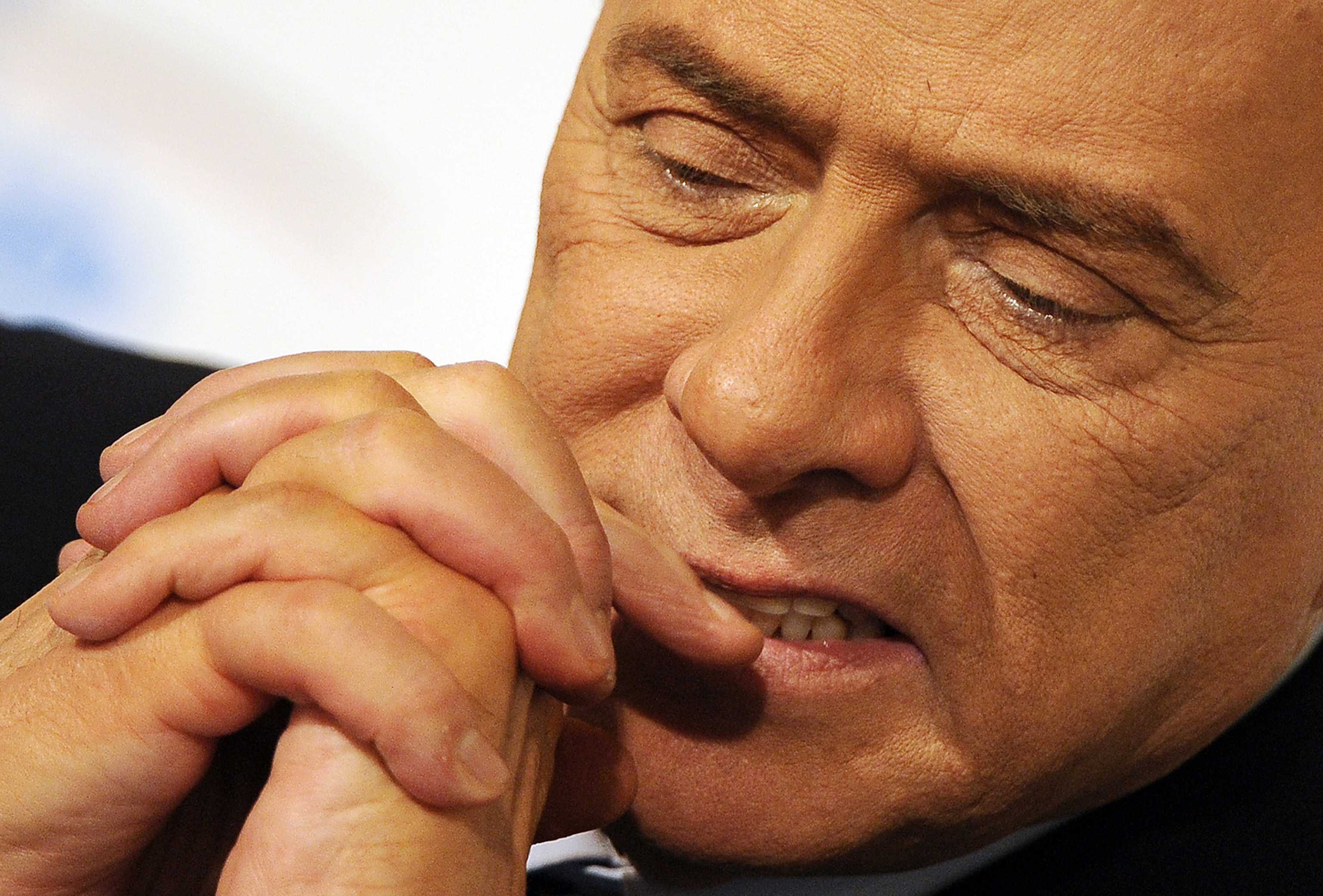Forza Italia in "rosso", Berlusconi: «Non chiudiamo. Debiti garantiti da mie fideiussioni»