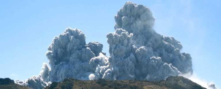 Giappone, eruzione vulcano Ontake: trovati i corpi di trenta escursionisti