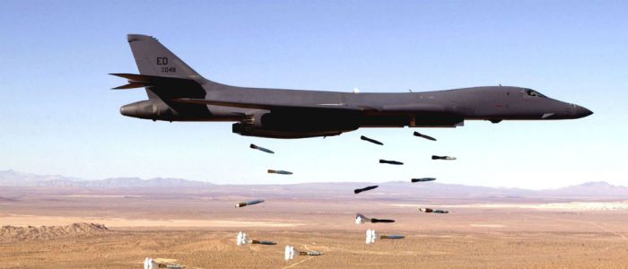 Primi bombardamenti su Homs contro Isis, schierati jet britannici. Erdogan conferma collaborazione