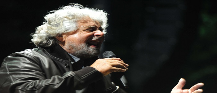 Grillo a Melendugno: "Opera di fantascienza". Querela di Vendola.