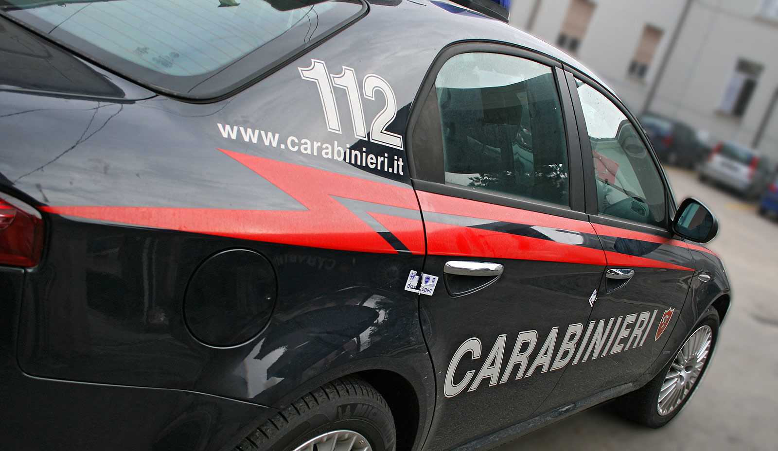 Tortona (AL): uccide la sorella a fucilate, poi chiama i Carabinieri