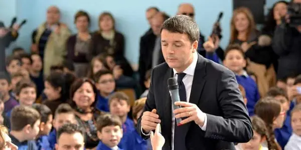 Renzi fa visita alla scuola intitolata a Padre Puglisi nel giorno del suo anniversario di morte