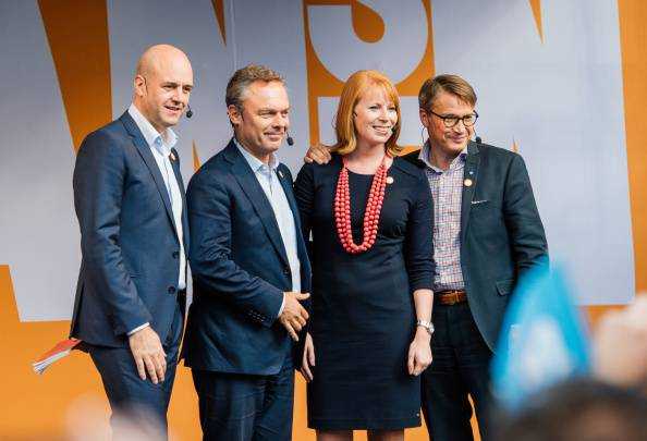 Elezioni in Svezia: ritornano i socialdemocratici, ma è boom dei populisti anti-immigrati