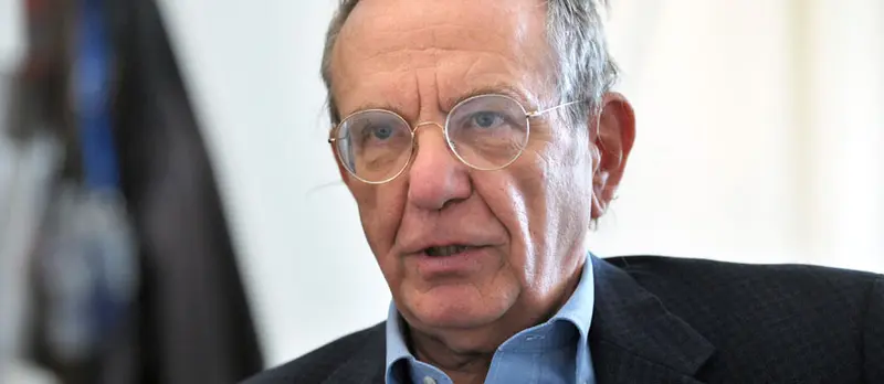 Pier Carlo Padoan: "L'Italia rispetterà i vincoli Ue"