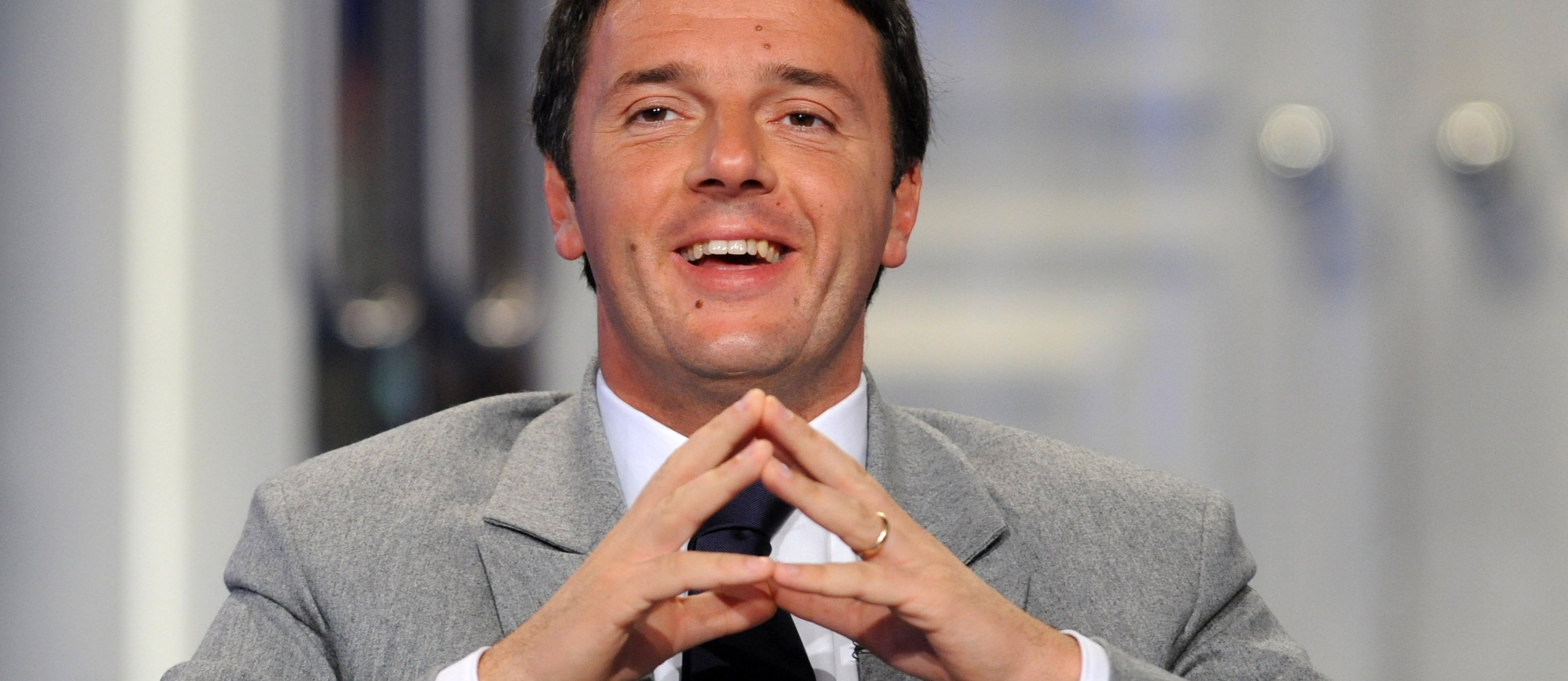 Renzi a Porta a Porta: "Diminuire tasse sul lavoro"