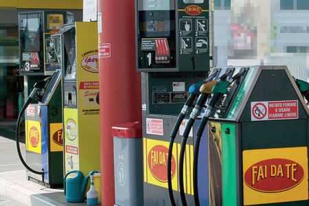 Trieste: tentato furto ad un distributore di benzina