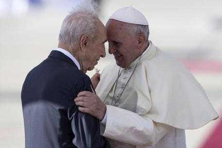 Peres al Papa: "Fondiamo l'Onu delle religioni contro il terrorismo"