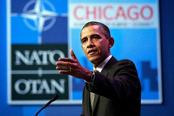 Isis: Obama ordina nuovi raid e organizza incontri con gli alleati NATO