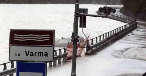 Maltempo Friuli: esonda il torrente Varma