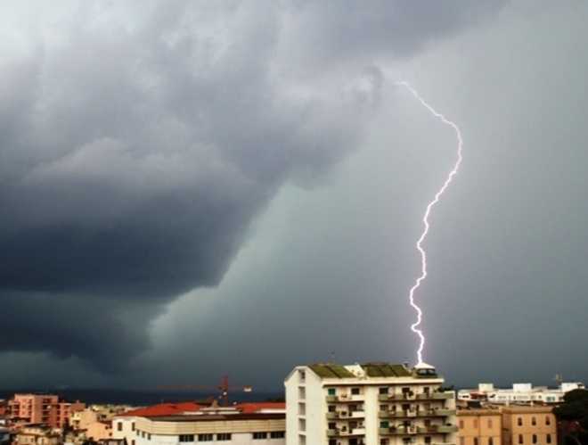 Abruzzo, allerta meteo: previsti due giorni a rischio frane e inondazioni