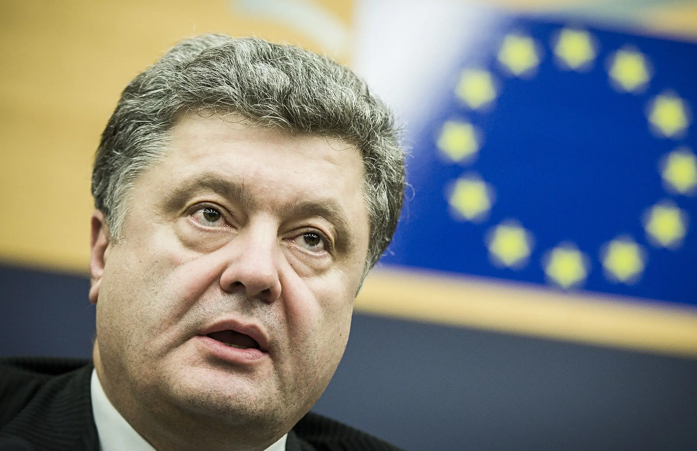 Crisi Ucraina, Poroshenko scioglie il Parlamento